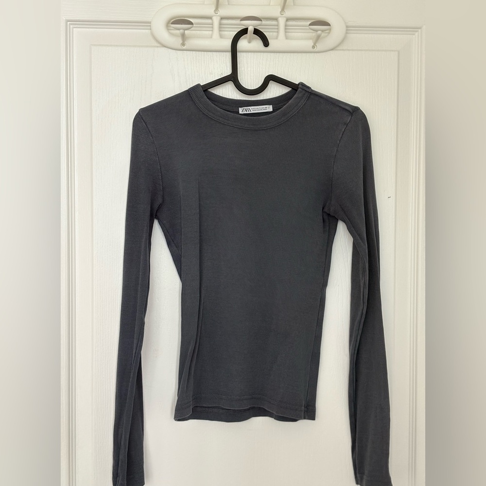 ZARA Ribbed Long Sleeve Crewneck Top in Jeans Blue